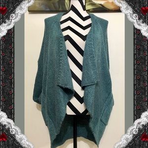Romeo&Juliet Couture Drop Front Overside Cardigan